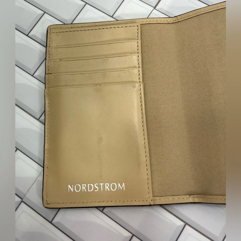 Nordstrom Bifold Credit Card Wallet Genuine Leather Ultra Thin Minimalist